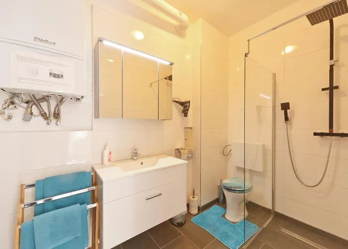 Апартаменти In Fuenfhaus Mit Garten By Interhome *