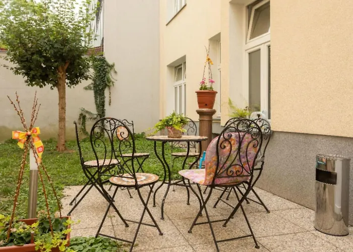 Апартаменти In Fuenfhaus Mit Garten By Interhome *